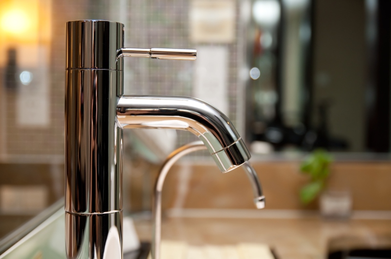 Sink Leaking Hampton Hill